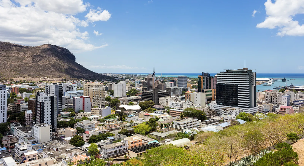 Mauritius Honeymoon Escape – 6 Nights of Romance & Paradise