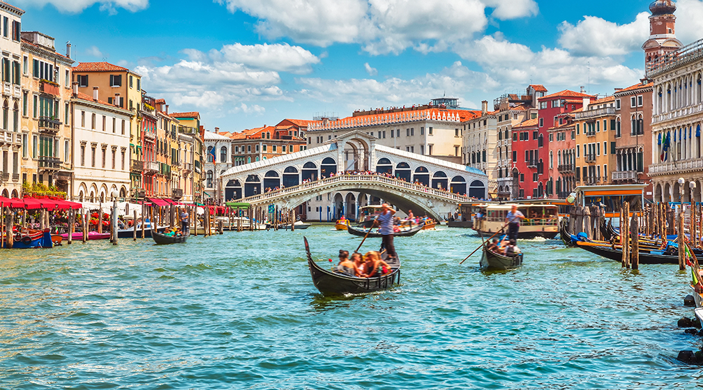 Romantic Europe: Paris, Swiss & Italy Discovery