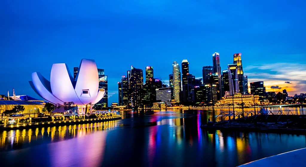 Singapore Highlights: 3 Nights + 2-Night Luxury Cruise