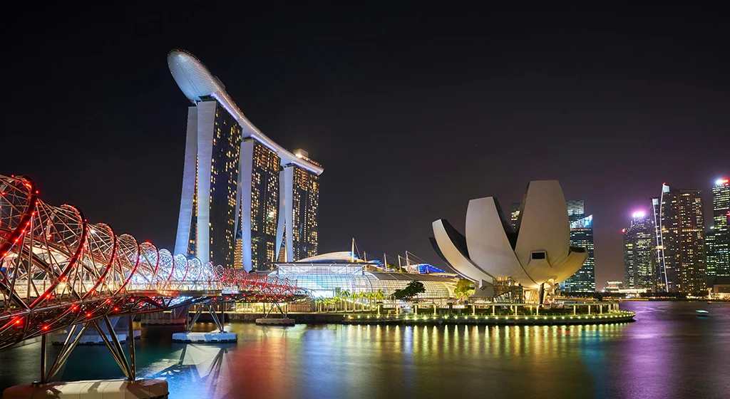 Singapore Highlights: 3 Nights + 2-Night Luxury Cruise
