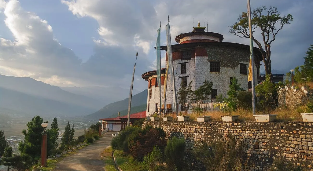 Bhutan Delight – 7 Nights / 8 Days Journey